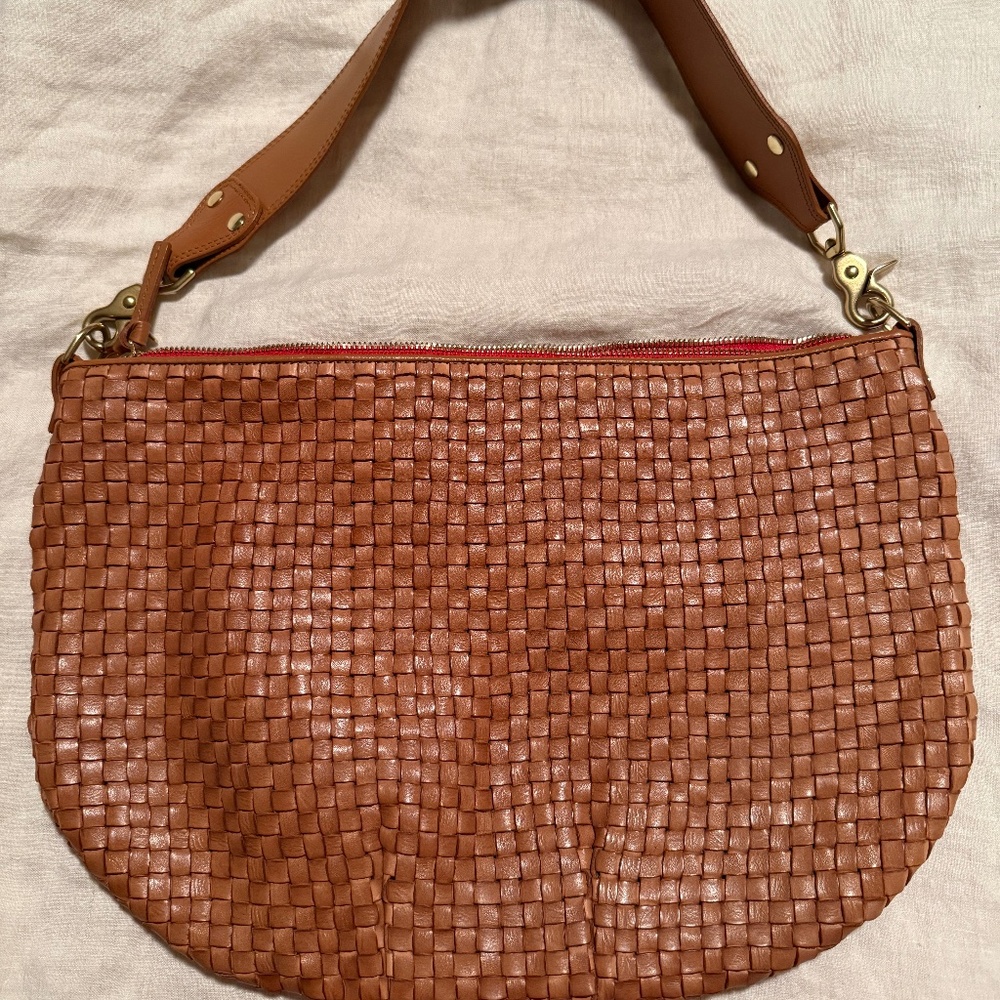 Clare V Moyen (large) bag in natural woven